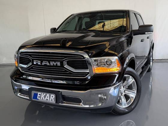 RAM CLASSIC 5.7 V8 GASOLINA LARAMIE CD 4X4 AUTOMÁTICO